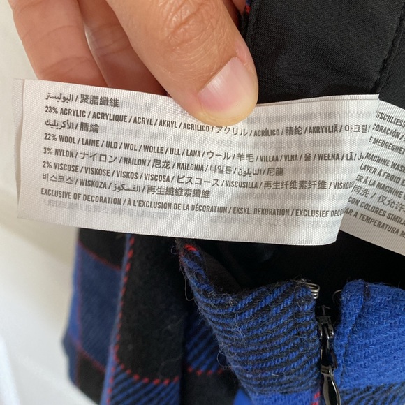 Abercrombie & Fitch Wool-Blend Plaid Mini Skirt - Picture 6 of 6